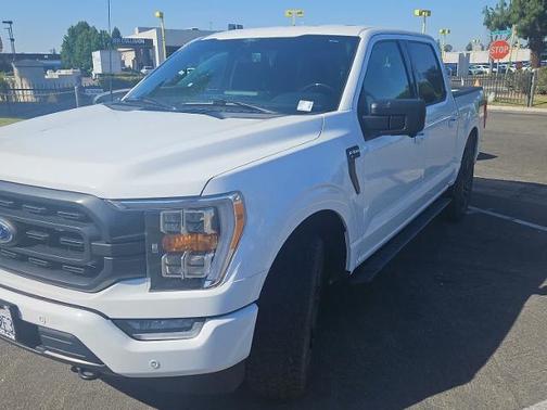 OXFORD WHITE 2021 Ford F-150 XLT