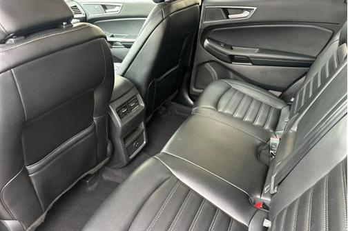 AGATE BLACK METALLIC 2021 Ford Edge SEL