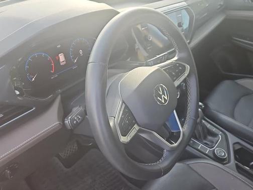 2022 Volkswagen Taos 1.5T SEL