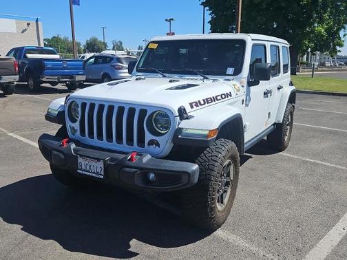 Bright White Clearcoat 2018 Jeep Wrangler Unlimited RUBICON