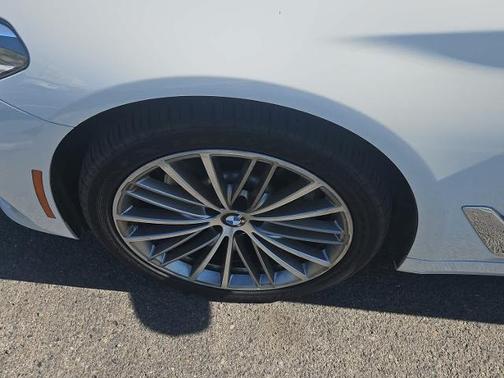 2020 BMW 530 530I