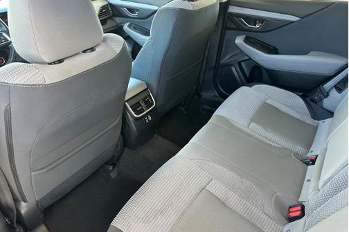 Crystal White Pearl 2024 Subaru Outback PREMIUM