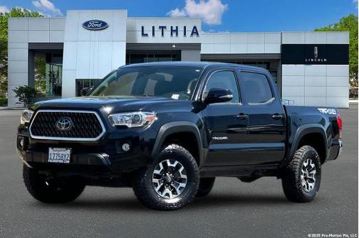 Midnight Black Metallic 2018 Toyota Tacoma TRD OFF ROAD