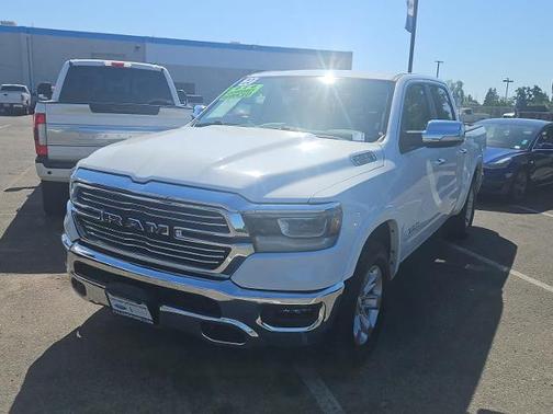 Bright White Clearcoat 2022 RAM 1500 LARAMIE