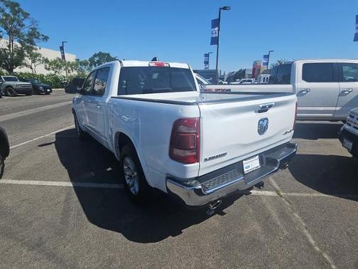 Bright White Clearcoat 2022 RAM 1500 LARAMIE