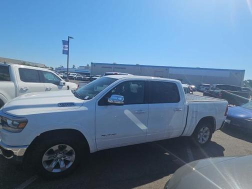 Bright White Clearcoat 2022 RAM 1500 LARAMIE