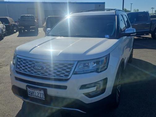 WHITE PLATINUM MET TRI-COAT 2017 Ford Explorer PLATINUM