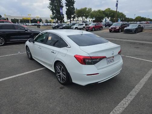 Platinum White Pearl 2024 Honda Civic TOURING