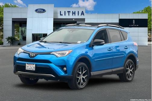 2017 Toyota RAV4 SE