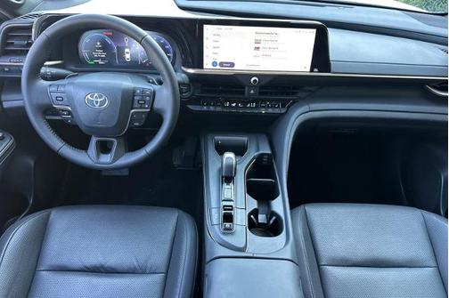 2023 Toyota Crown PLATINUM