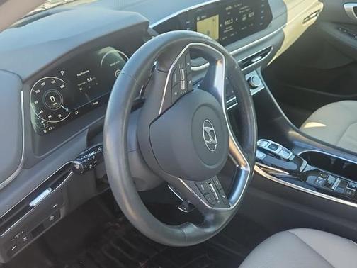 2020 Hyundai SONATA LIMITED