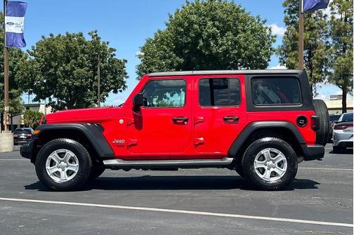 Firecracker Red Clearcoat 2018 Jeep Wrangler Unlimited SPORT