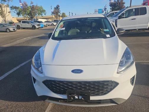 OXFORD WHITE 2022 Ford Escape SE