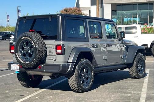 Sting Gray Clearcoat 2023 Jeep Wrangler BASE
