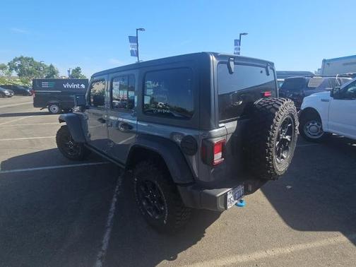Sting Gray Clearcoat 2023 Jeep Wrangler BASE