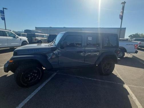 Sting Gray Clearcoat 2023 Jeep Wrangler BASE