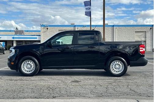 2023 Ford Maverick XL