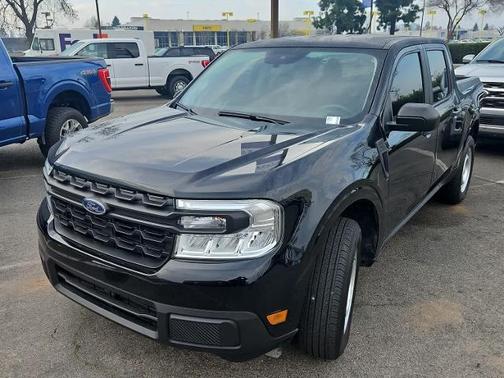 2023 Ford Maverick XL