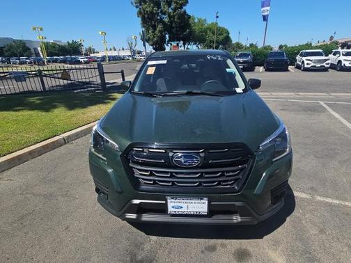 Cascade Green Silica 2023 Subaru Forester BASE