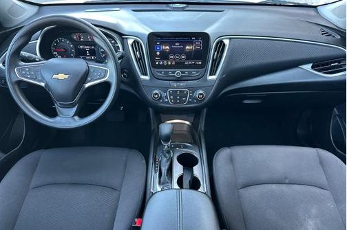 2024 Chevrolet Malibu LT W/1LT