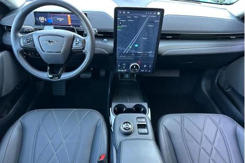 2024 Ford Mustang Mach-E SELECT