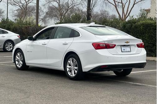 2024 Chevrolet Malibu LT W/1LT