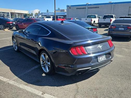 2021 Ford Mustang ECOBOOST PREMIUM