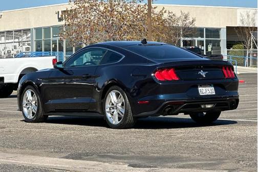 2021 Ford Mustang ECOBOOST PREMIUM