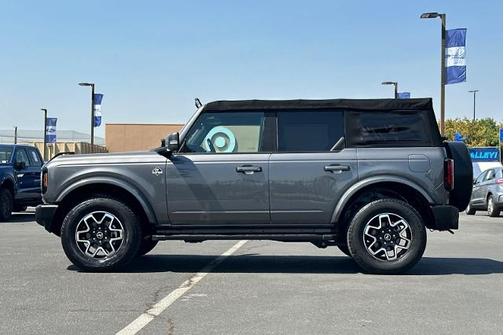 2021 Ford Bronco OUTER BANKS