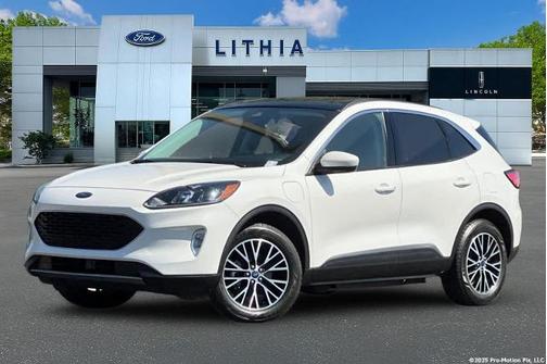 STAR WHITE METALLIC TRI-COA 2022 Ford Escape SEL