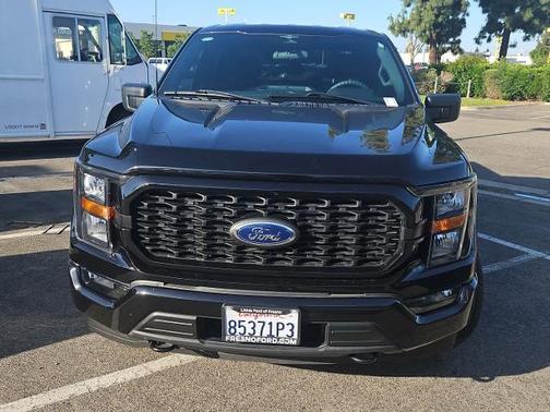 AGATE BLACK METALLIC 2023 Ford F-150 XL