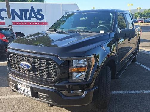 AGATE BLACK METALLIC 2023 Ford F-150 XL