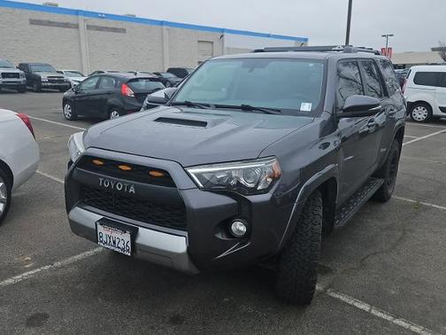 2019 Toyota 4Runner TRD OFF ROAD PREMIUM