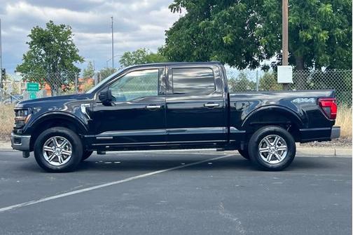 AGATE BLACK METALLIC 2024 Ford F-150 XLT