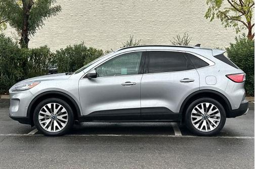 2021 Ford Escape TITANIUM