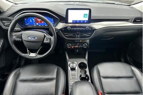 2021 Ford Escape TITANIUM