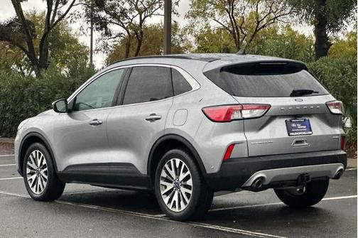 2021 Ford Escape TITANIUM