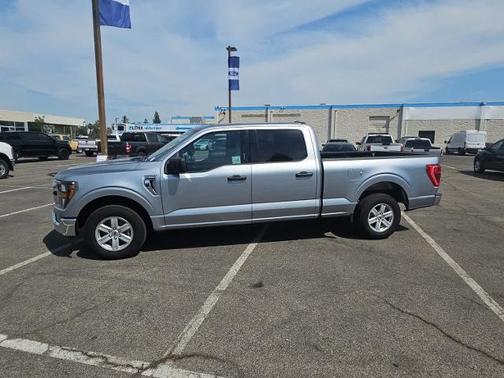 ICONIC SILVER METALLIC 2023 Ford F-150 XLT