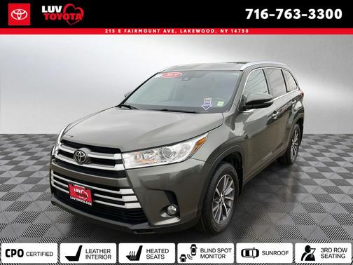 Green 2019 Toyota Highlander SE
