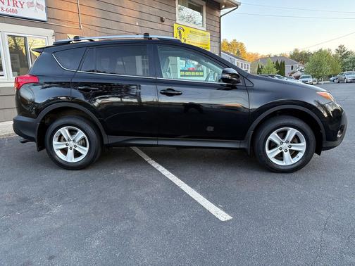 Black 2013 Toyota RAV4 XLE