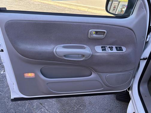 2001 Toyota Tundra SR5