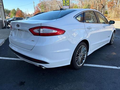 2013 Ford Fusion Hybrid SE Hybrid