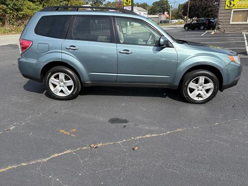 2010 Subaru Forester 2.5 X Premium