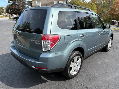 2010 Subaru Forester 2.5 X Premium