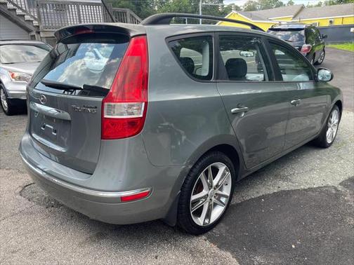2010 Hyundai Elantra Touring GLS