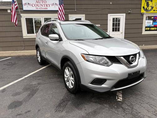 Classic Silver 2015 Nissan Rogue SV