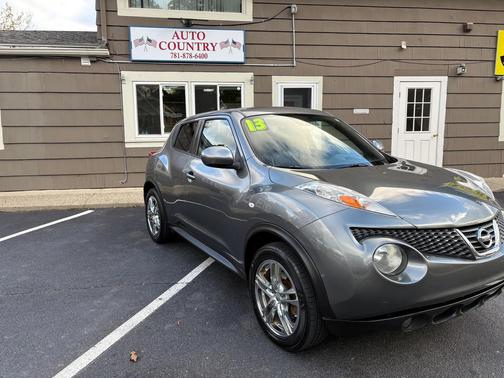 Charcoal 2013 Nissan Juke SL