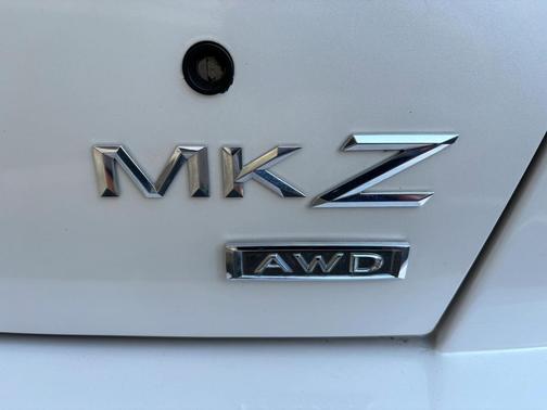 2012 Lincoln MKZ Base