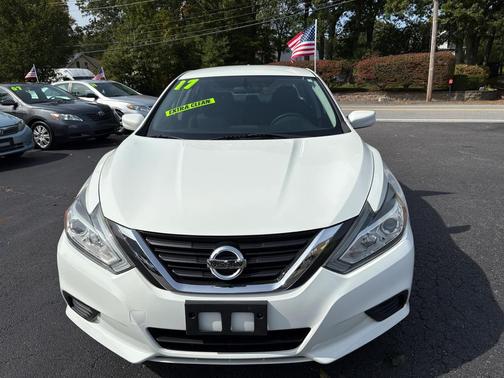 2017 Nissan Altima 2.5 SV