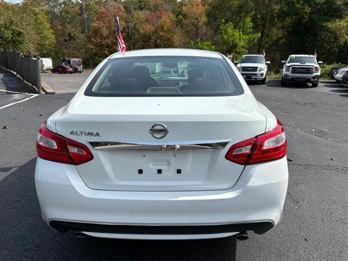 2017 Nissan Altima 2.5 SV